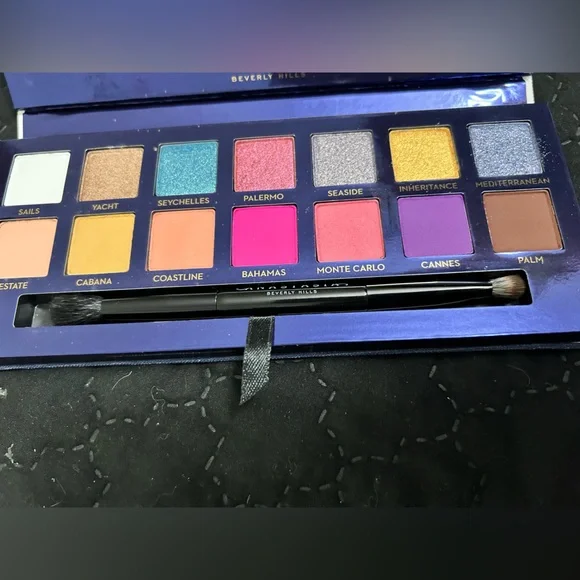 ABH Riveria Palette like new - Picture 2 of 4